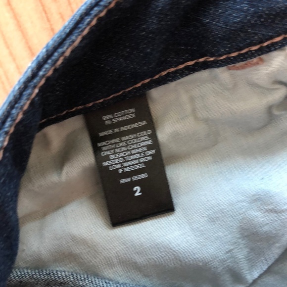 Express Jean Shorts - Picture 4 of 4